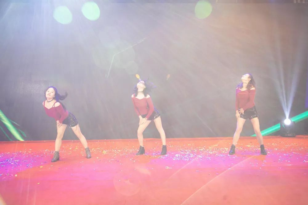 ˹-׷󿵽,һ